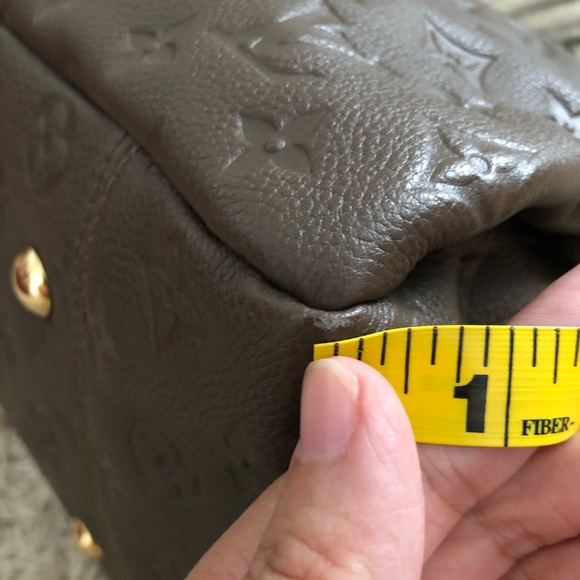 Authentic Louis Vuitton empreinte artsy mm ombré - Picture 5 of 8